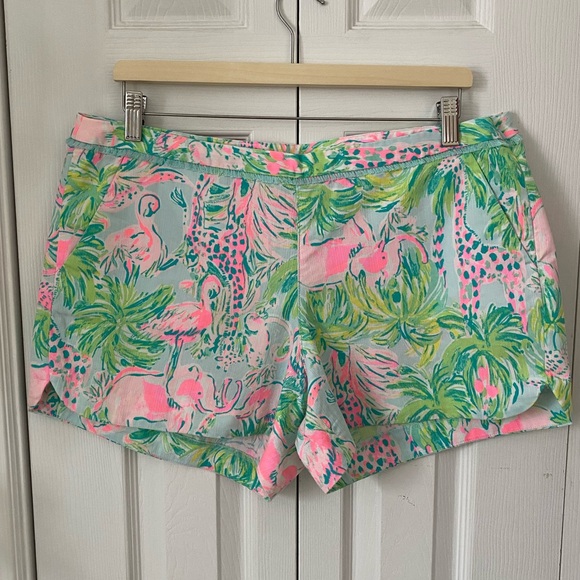Lilly Pulitzer Adie Shorts in On Parade print Seasalt Blue colourway Side zip 12 - Picture 2 of 15
